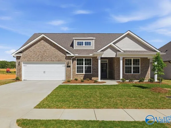 902 Ronnie Dr, Hartselle, AL 35640