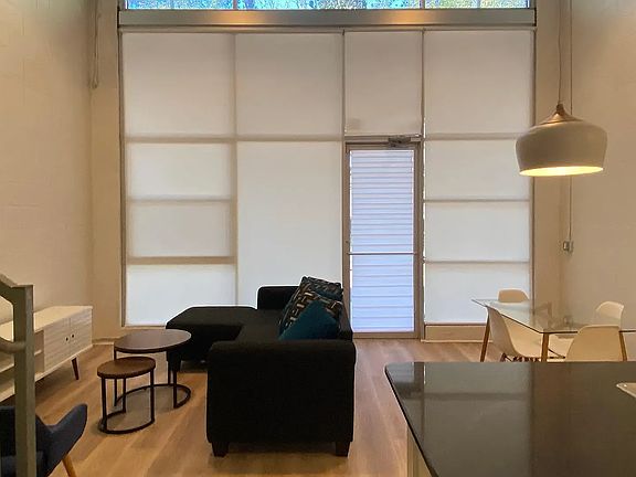 5th image of 2515 SW 35th Pl APT 114