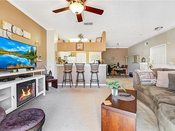 2nd image of 523 Arbor Lakes Cir