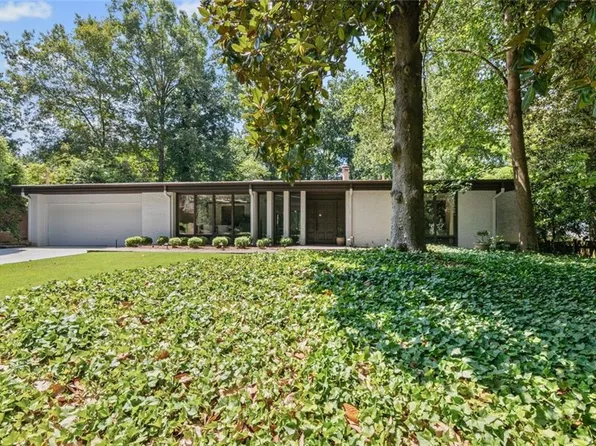 496 Kingswood Ln NW, Atlanta, GA 30305