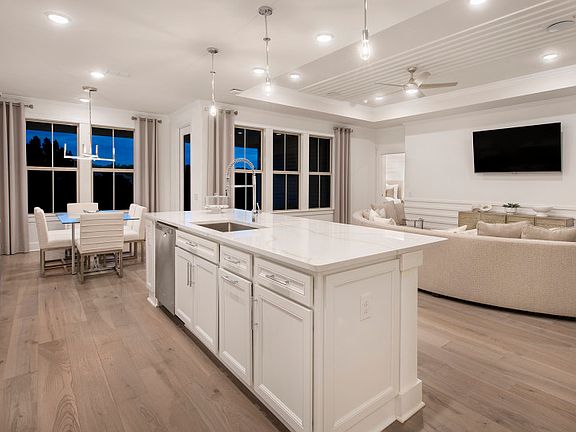 The Prestige offers an Open Layout floorplan to maximize comfort