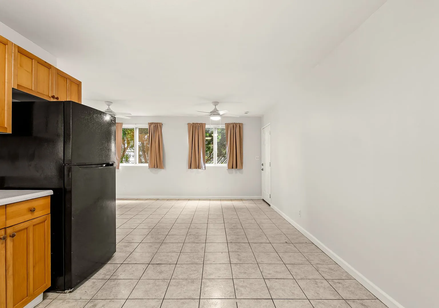 KC 405 Oneawa St — Photo 1