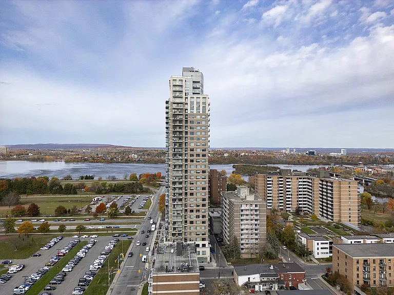 159 Parkdale Ave — Photo 45