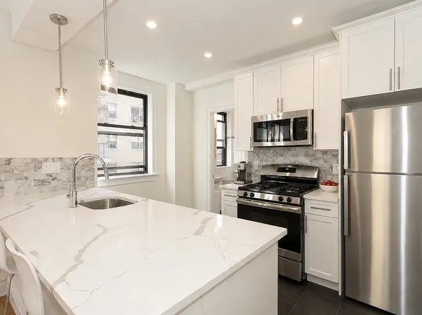 27 West 96th Street image 1 of 13