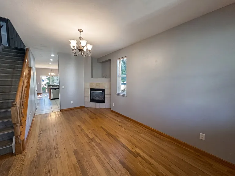 42 Audrey Cir — Photo 2