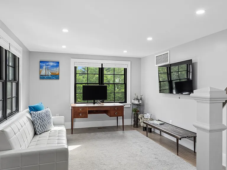 29 Fern Rd — Photo 9