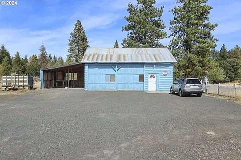 77427 Highway 216 — Photo 12
