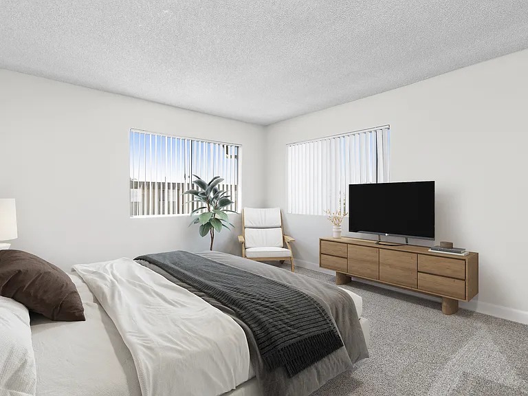 Malibu South Apartments — Photo 12