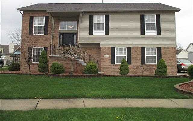 1st image of 33253 Edward St