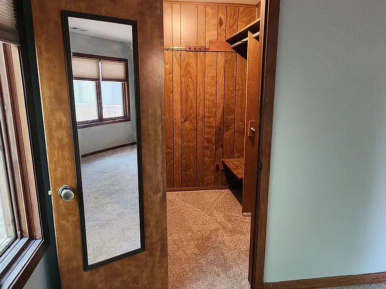 375 Houghton Rd — Photo 12