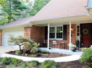 1644 Montmorency Dr, Vienna, VA 22182