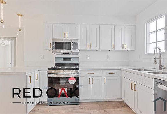 4th image of 8922 Reading Ave #2