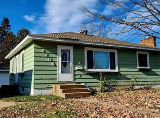 2709 Diane Ln, Hibbing, MN 55746