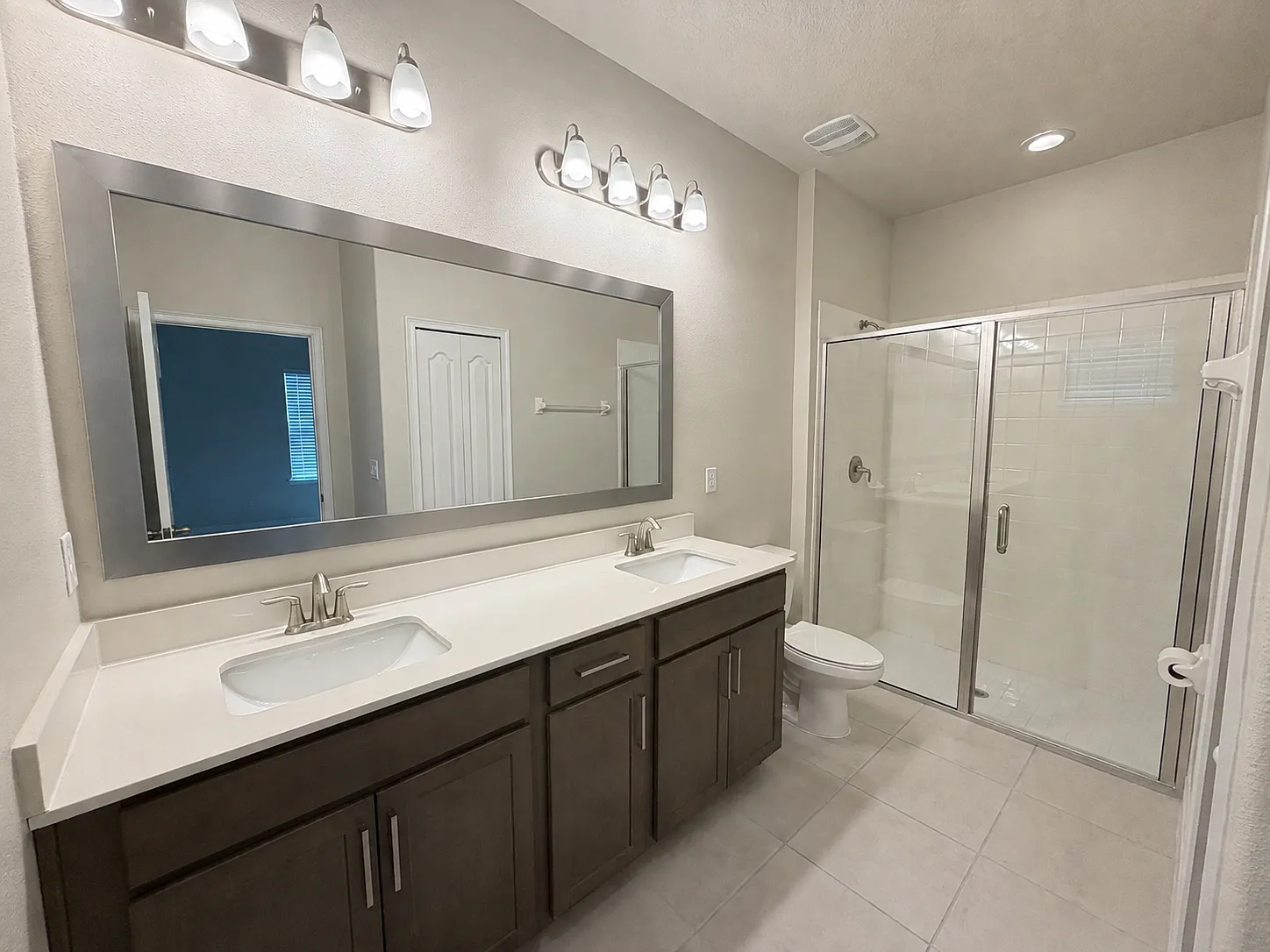 6 bed, 6.5 bath, 2919 sqft, $3,295 — Photo 4