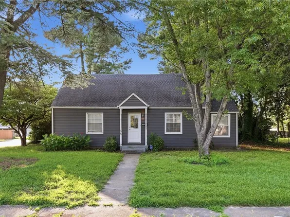 86 Wyoming Ave, Portsmouth, VA 23701