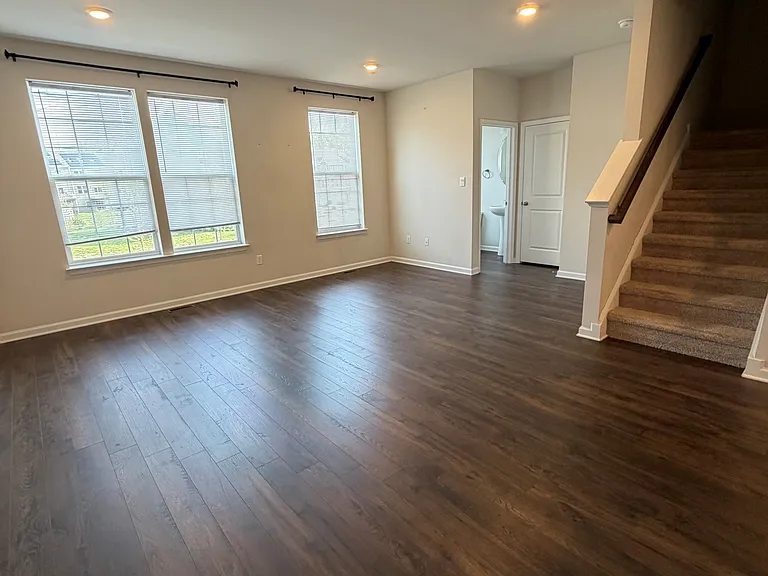28 Foundry Blvd — Photo 7
