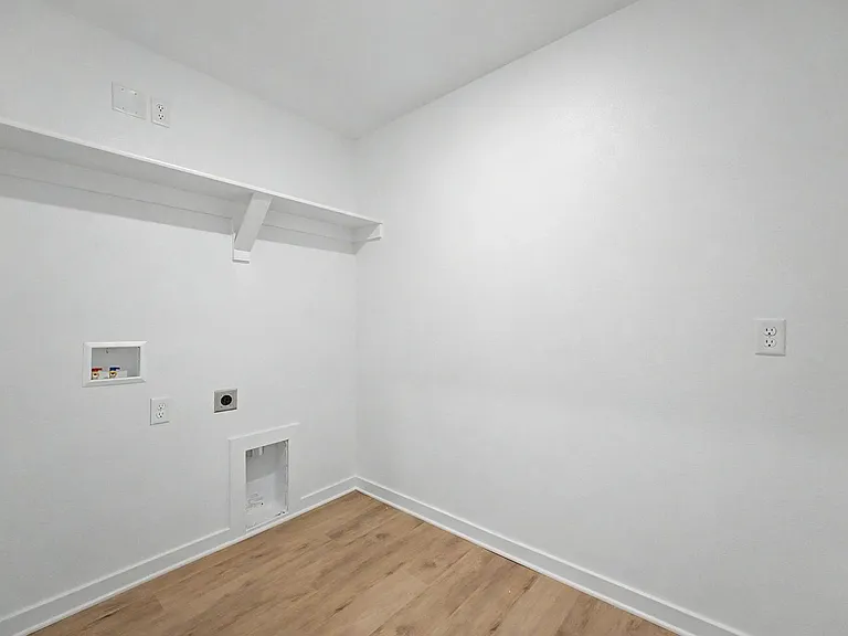 541 Nevada St — Photo 19
