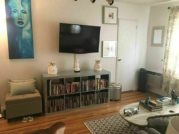 3rd image of 71-31 Park Ln #2B