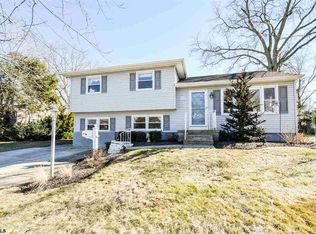 111 Osborne Rd, Somers Point, NJ 08244