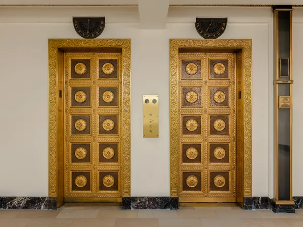 575 Park Avenue image 22 of 28