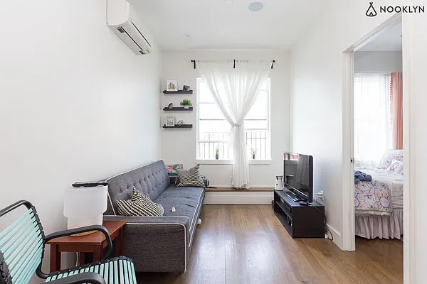 Rented by Nooklyn NYC LLC | media 74