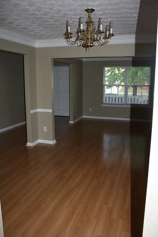 4 bed, 2.5 bath, 2250 sqft, $2,495 — Photo 4