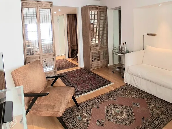 153 E 57th St APT 17K, New York, NY 10022