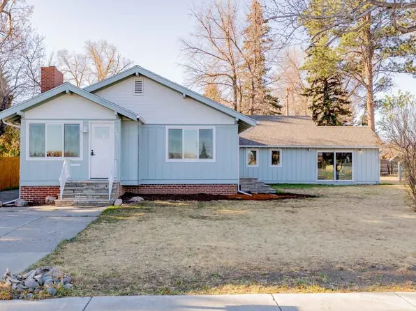 826 Cody Ave, Cody, WY 82414