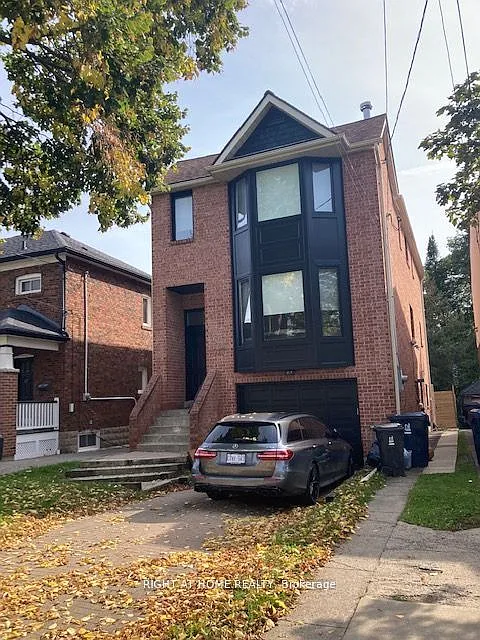 213 Fairlawn Ave photo 1