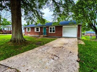209 Brookfield Dr, Frankfort, KY 40601