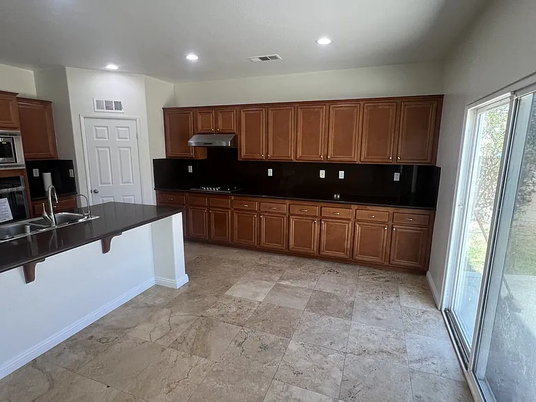 13862 Camp Rock St — Photo 6