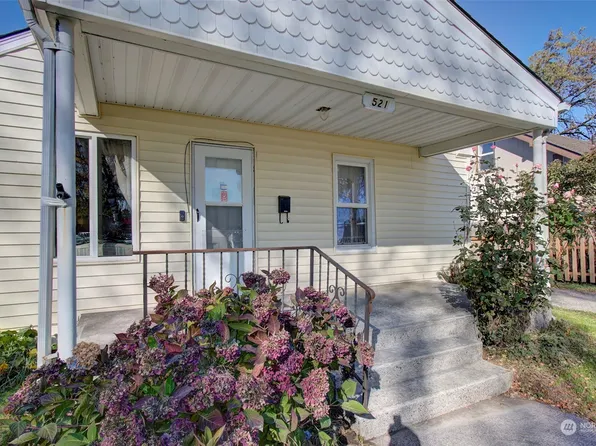 521 Oregon Way, Longview, WA 98632