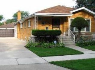 9052 S Clyde Ave, Chicago, IL 60617