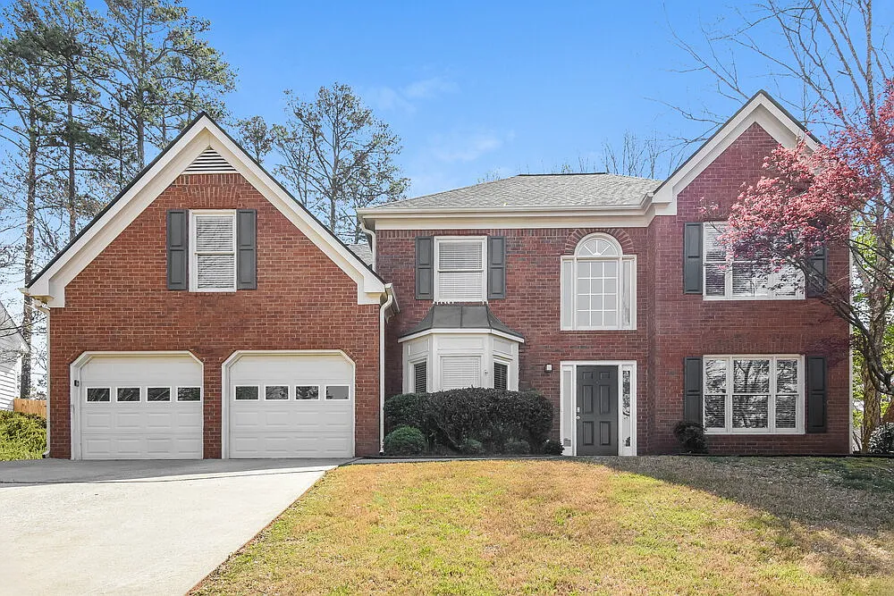 4 bed, 2.5 bath, 2270 sqft, $2,625 — Photo 1