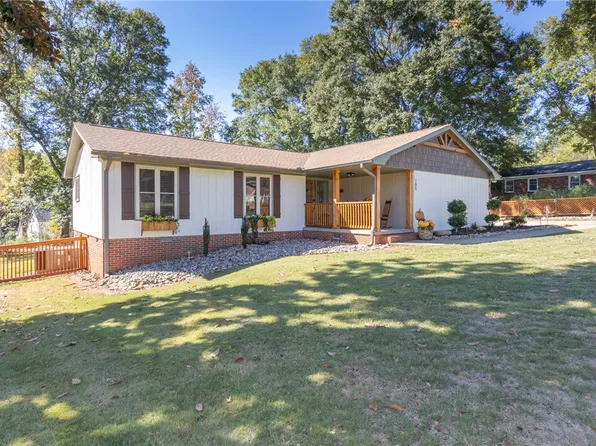 105 Wedgewood Dr, Anderson, SC 29621