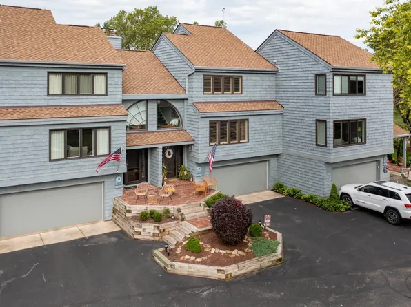 527 Mariner Vlg, Huron, OH 44839