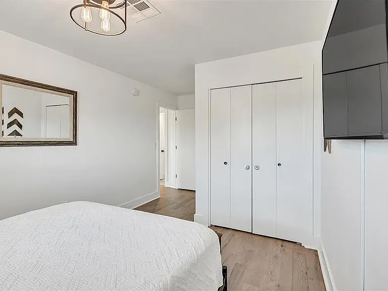 4910 Morris Ln — Photo 23