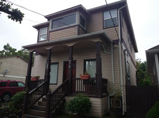 516 28th Ave S, Seattle, WA 98144