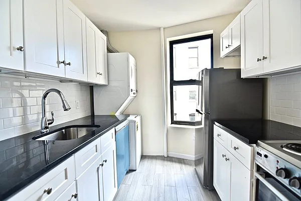 Rented by Bohemia Realty Group | media 1