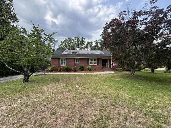 726 Wisteria Dr, Florence, SC 29501