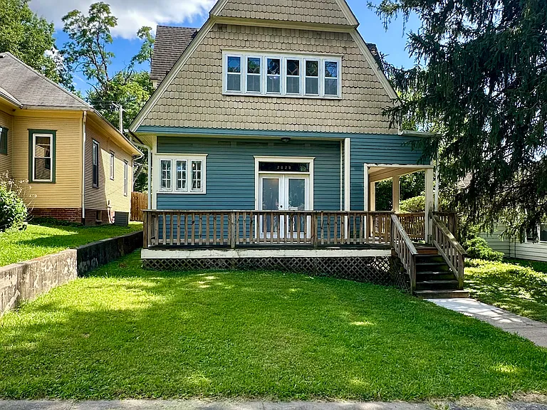 2628 State St — Photo 24
