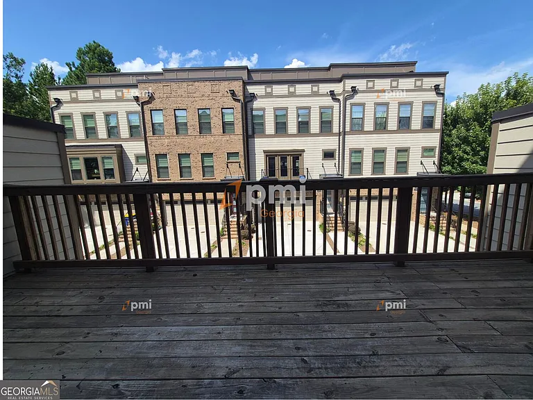 1807 Brandsford Ln NW — Photo 18