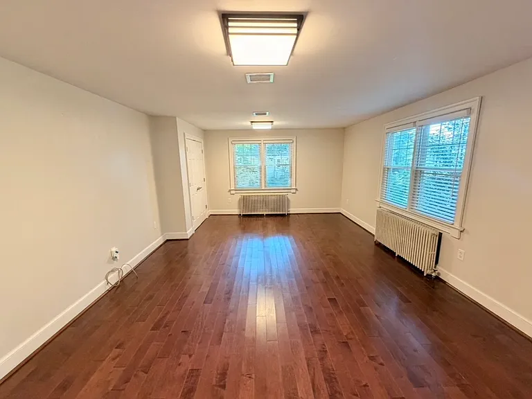 7104 Triad Way — Photo 4