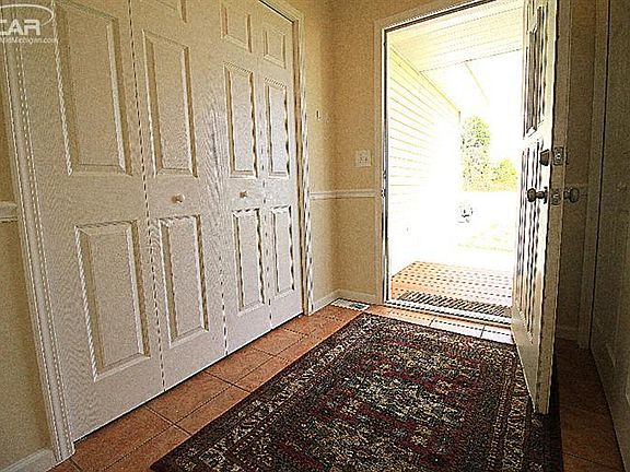 4th image of 11194 Woodhaven
