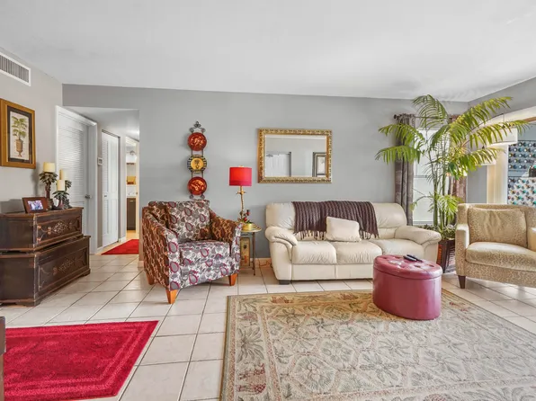 1013 Green Pine Boulevard #D1, West Palm Beach, FL 33409