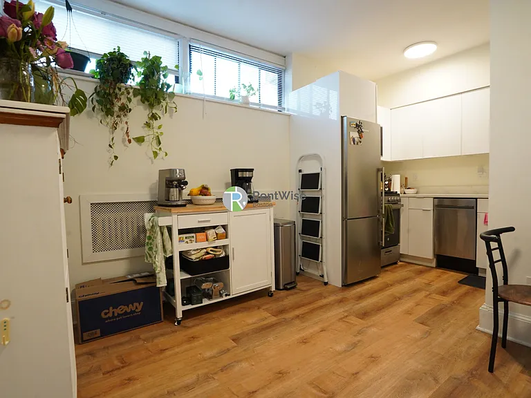 230 Walnut St #20A — Photo 7