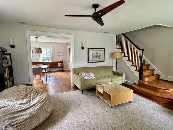 2nd image of 20 Willowbrook Ave
