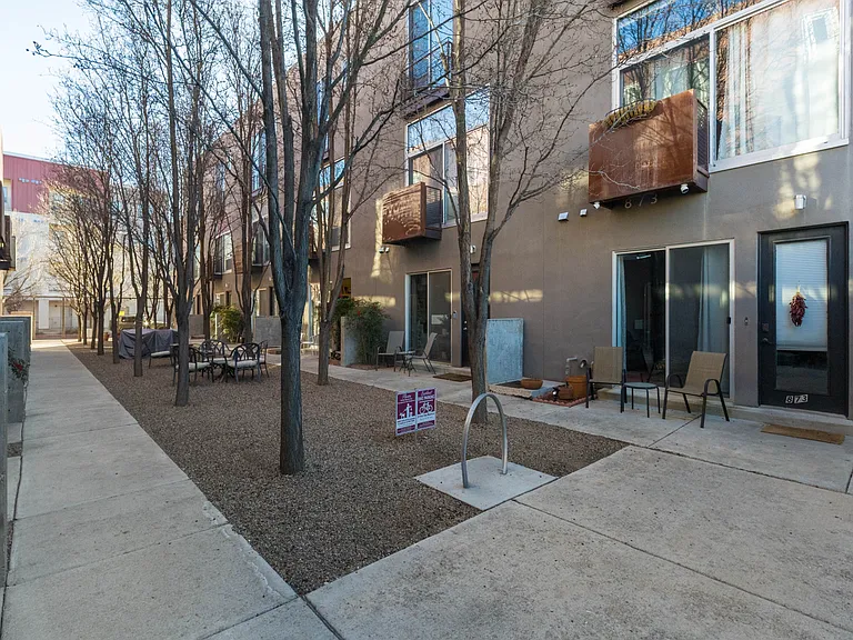 877 Silver Ave SW — Photo 31