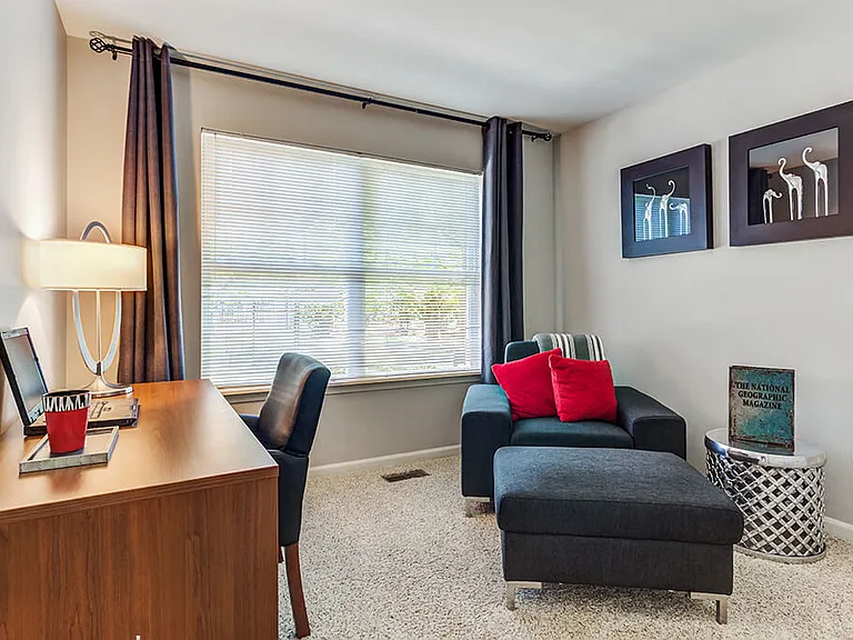 The Apartments at Kirkland Crossing — Photo 17