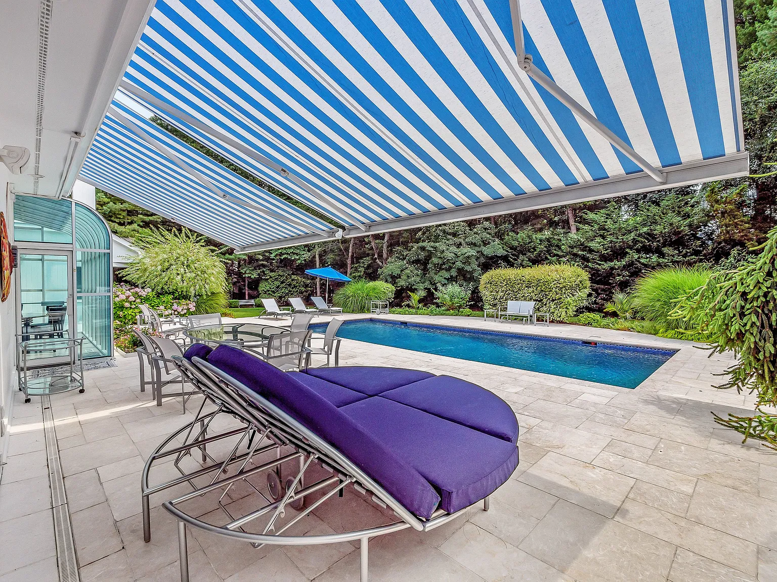 Westhampton Pool and Tennis — Photo 4